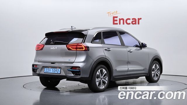 Kia Niro Noblesse — пробег 36 038 км — фото 2 из 5