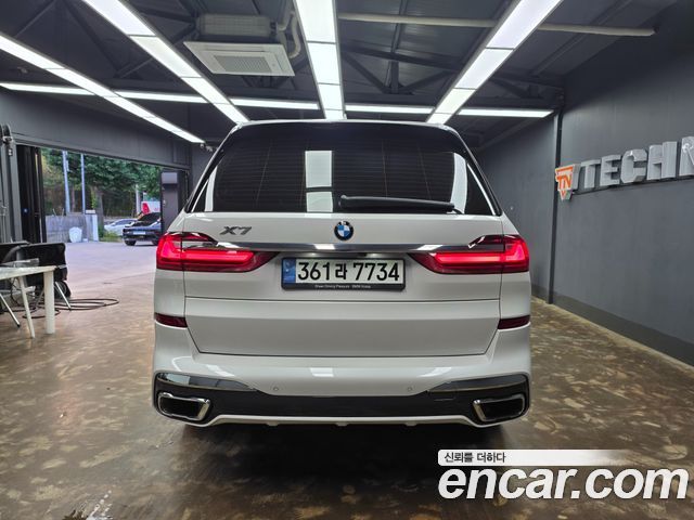 BMW X7 xDrive 30d M Sport 6 STR — пробег 79 500 км — фото 4 из 5