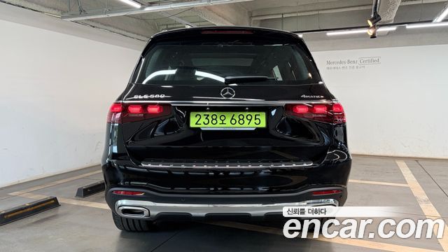 Mercedes-Benz GLS-Class GLS580 4MATIC — пробег 39 км — фото 4 из 5