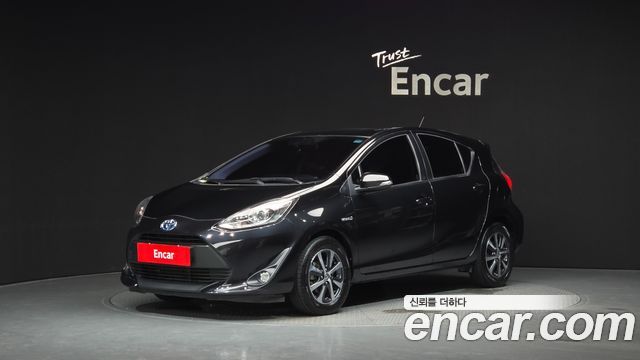 Toyota Prius 1.5 — пробег 116 319 км — фото 1 из 5