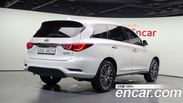 Infiniti QX60 3.5 AWD — пробег 131 961 км — фото 2 из 5