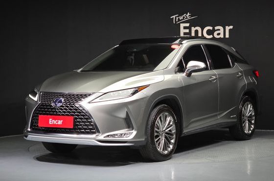 Lexus RX Executive — пробег 32 881 км — фото 1 из 5