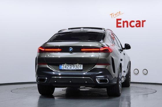 BMW X6 xDrive40i M Sport — пробег 40 296 км — фото 4 из 5