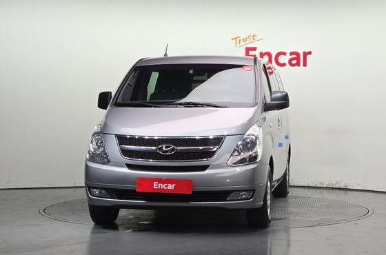 Hyundai Starex 5-Seater VAN CVX Premium — пробег 185 447 км — фото 3 из 5