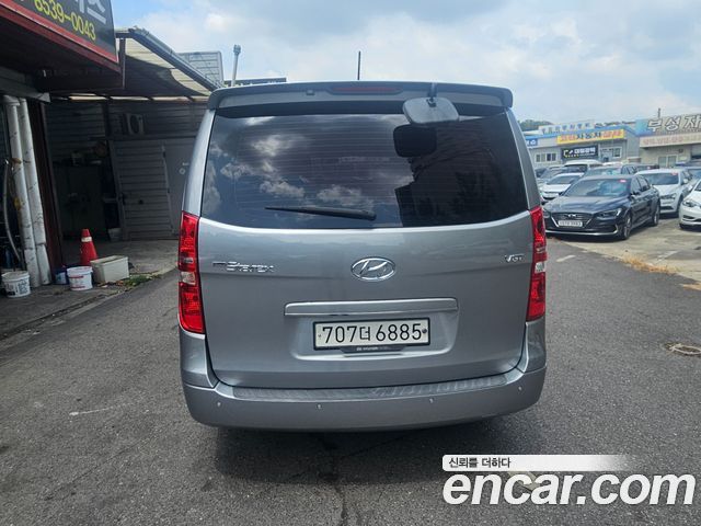 Hyundai Starex Wagon 12-Seater Modern — пробег 125 949 км — фото 4 из 5