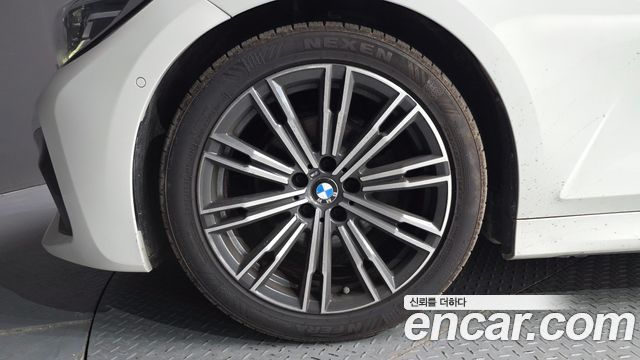 BMW 3-Series из Кореи Encar