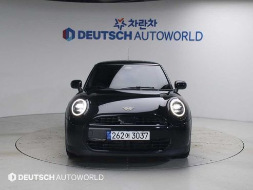 Mini Cooper Essential — пробег 34 900 км — фото 3 из 5