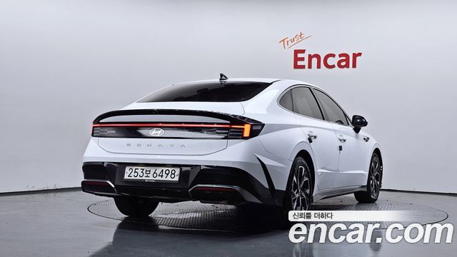 Hyundai Sonata 2.0 Premium — пробег 75 996 км — фото 2 из 5