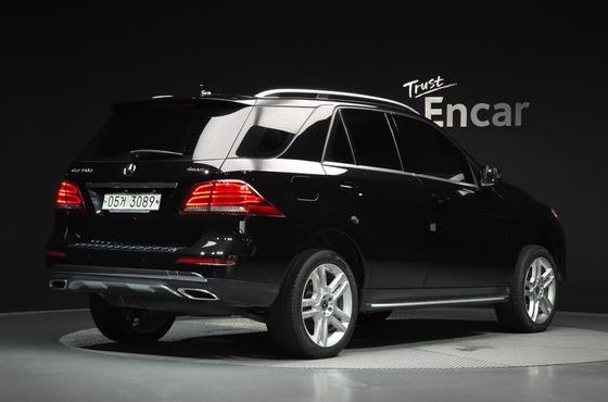 Mercedes-Benz GLE-Class GLE350 d 4MATIC — пробег 186 211 км — фото 2 из 5