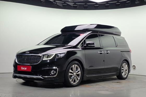Kia Carnival 9-seater Hi-Limousine Noblesse — пробег 124 595 км — фото 1 из 5