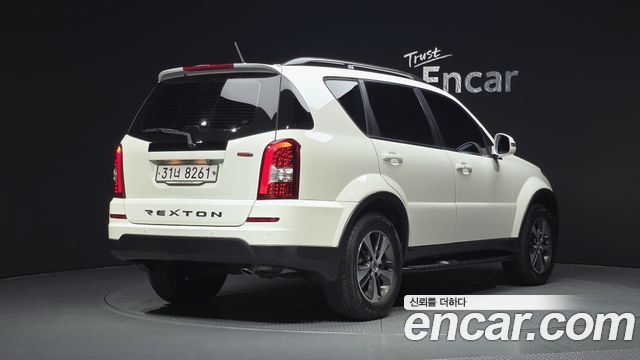 Ssangyong Rexton из Кореи Encar