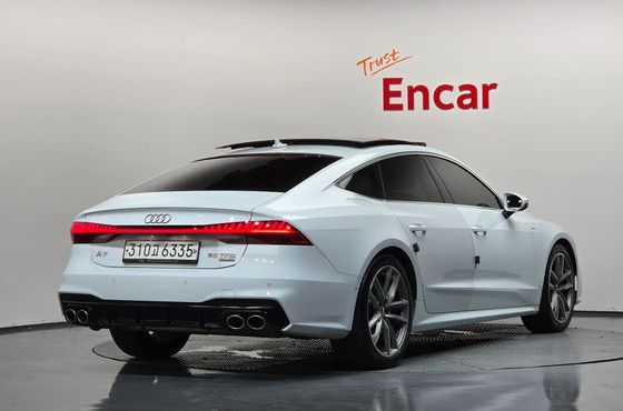 Audi A7 55 TFSI Quattro Premium — пробег 143 875 км — фото 2 из 5
