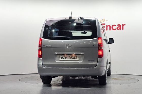 Hyundai Starex Van 3-Seater Smart — пробег 115 050 км — фото 4 из 5