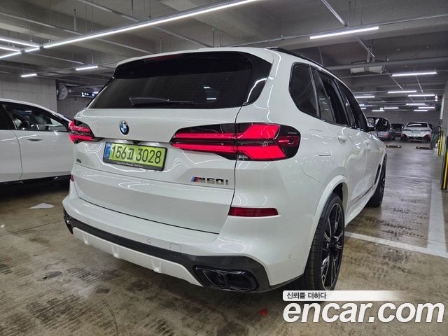 BMW X5 M60i — пробег 6 104 км — фото 2 из 5