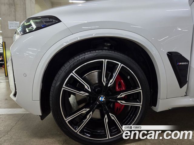BMW X5 M60i — пробег 6 104 км — фото 5 из 5