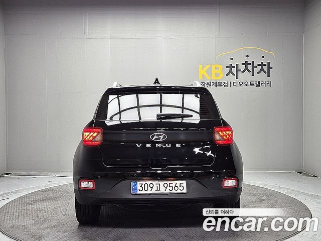 Hyundai Venue 1.6 Flux — пробег 45 758 км — фото 4 из 5