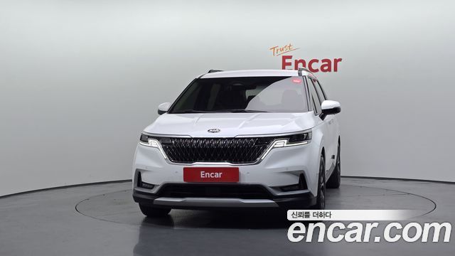 Kia Carnival 9-Seater Prestige — пробег 40 083 км — фото 3 из 5