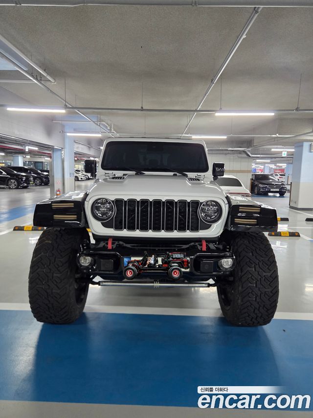 Jeep Gladiator 3.6 Rubicon — пробег 30 300 км — фото 3 из 5
