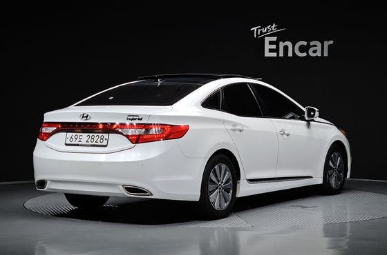 Hyundai Grandeur Premium — пробег 192 345 км — фото 2 из 5