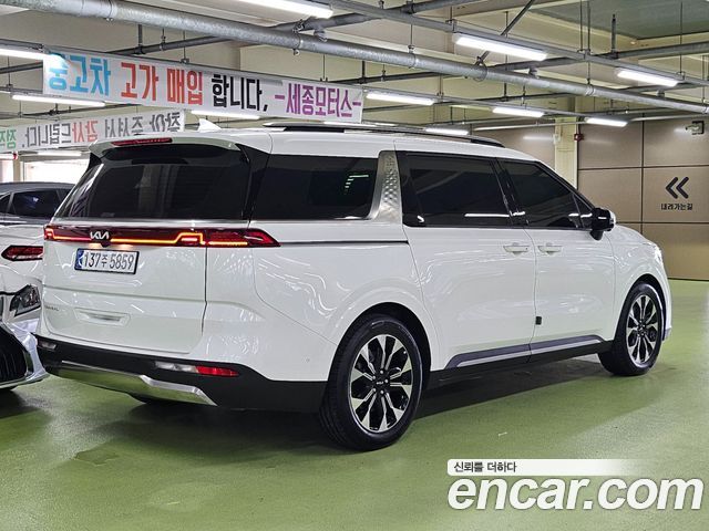 Kia Carnival Gasoline 7-Seater Signature — пробег 52 798 км — фото 2 из 5