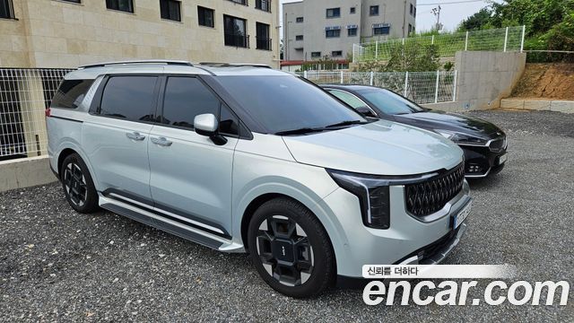 Kia Carnival Diesel 9-Seater Signature — пробег 48 663 км — фото 4 из 5