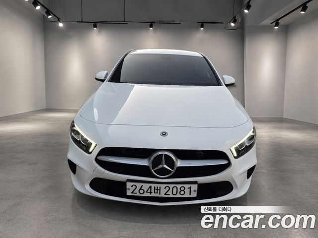 Mercedes-Benz A-Class A220 Sedan — пробег 39 799 км — фото 3 из 5