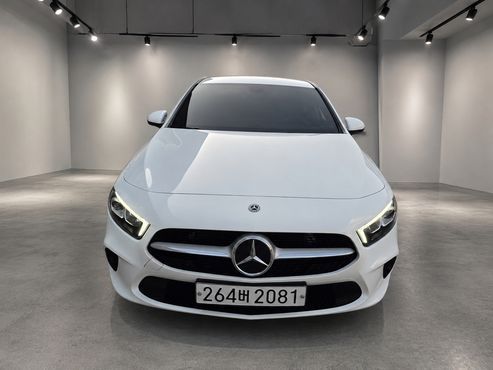 Mercedes-Benz A-Class A220 Sedan — пробег 39 799 км — фото 3 из 5