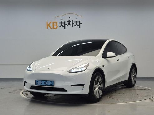 Tesla Model Y RWD — пробег 83 317 км — фото 1 из 5