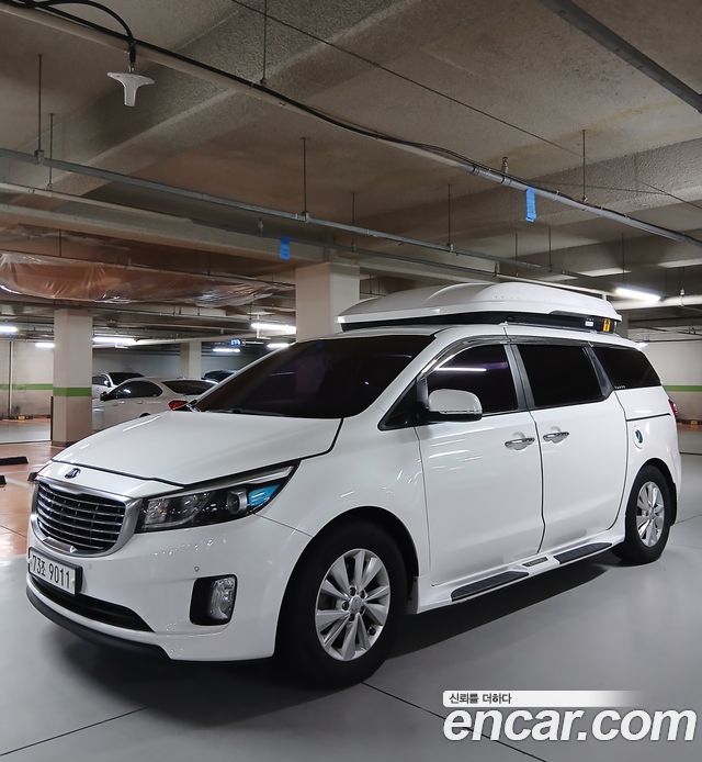 Kia Carnival 11-seater Luxury — пробег 163 000 км — фото 1 из 5