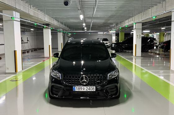 Mercedes-Benz GLB-Class AMG GLB35 4MATIC — пробег 39 300 км — фото 3 из 5