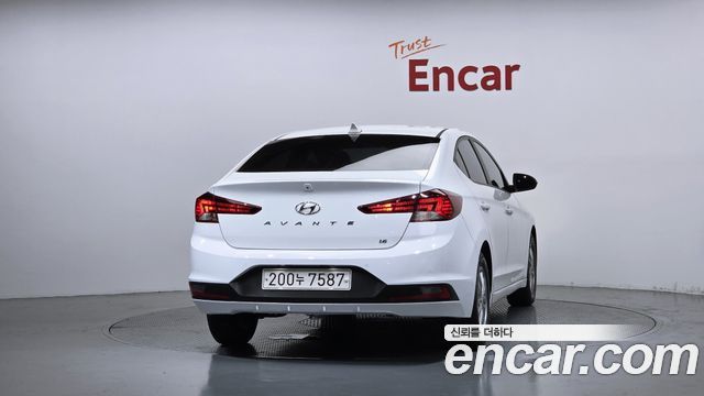 Hyundai AVANTE из Кореи Encar