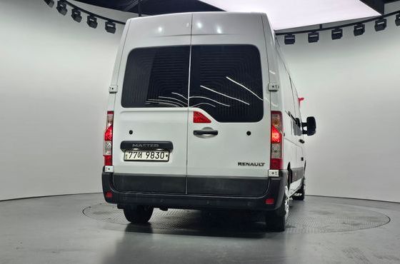 Renault (Samsung) Master 2.3 15-Seater — пробег 83 308 км — фото 4 из 5
