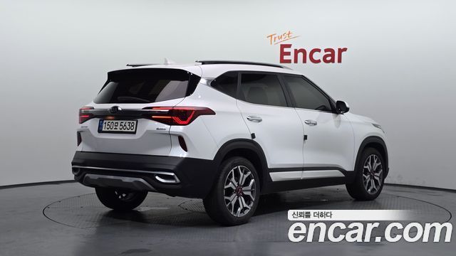 Kia Seltos из Кореи Encar
