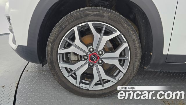 Kia Seltos из Кореи Encar