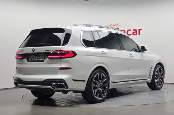 BMW X7 xDrive 40i M Sport 7STR — пробег 34 466 км — фото 2 из 5