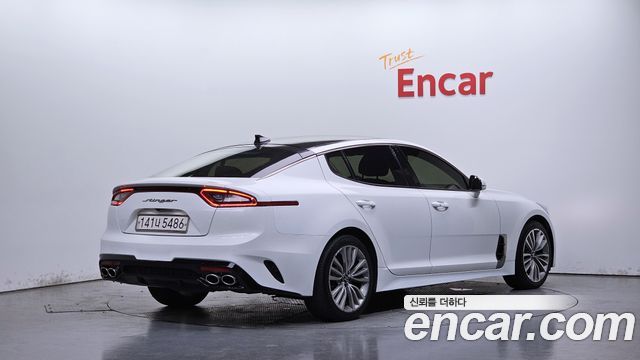 Kia Stinger из Кореи Encar