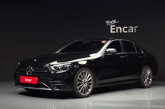 Mercedes-Benz E-Class E350 4MATIC AMG Line — пробег 176 812 км — фото 1 из 5