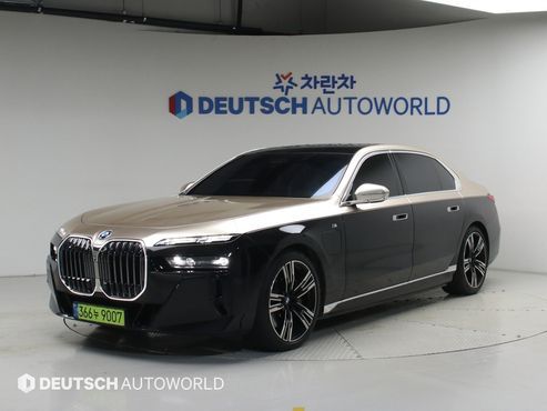 BMW 7-Series 750e xDrive M Sport — пробег 30 932 км — фото 1 из 5