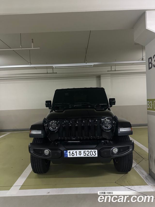 Jeep Wrangler 2.0 Overland 4Door — пробег 20 200 км — фото 1 из 5