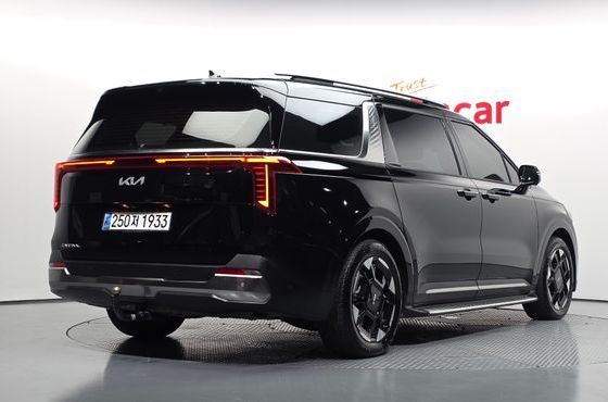 Kia Carnival Diesel 7-Seater Signature — пробег 37 228 км — фото 2 из 5