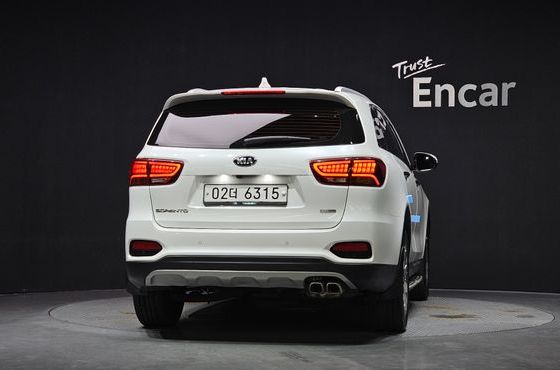 Kia Sorento Diesel 2.0 2WD Prestige — пробег 99 399 км — фото 4 из 5