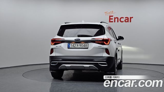 Kia Seltos из Кореи Encar