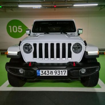 Jeep Wrangler 2.0 Overland Power Top 4Door — пробег 30 540 км — фото 1 из 5