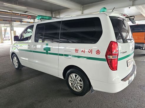 Hyundai Starex Ambulance — пробег 20 000 км — фото 4 из 5