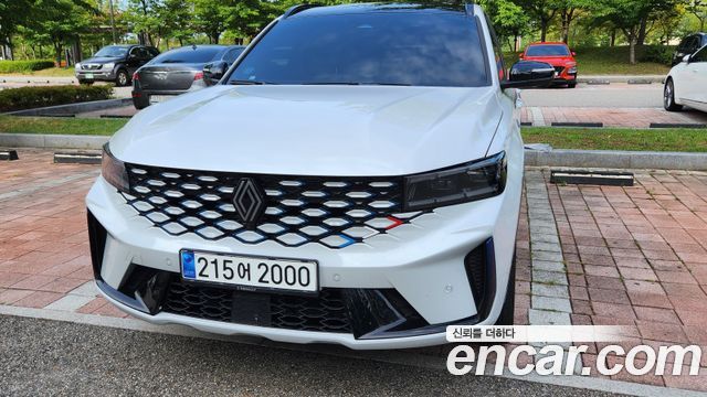 Renault (Samsung) Grand Koleos 1.5 E-TECH Esprit Alphine 2WD — пробег 13 591 км — фото 3 из 5