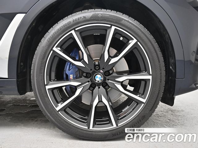 BMW X7 xDrive 40i M Sport 6STR — пробег 82 648 км — фото 5 из 5