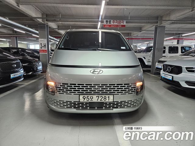 Hyundai Staria Cargo 5-Seater Modern — пробег 140 016 км — фото 3 из 5