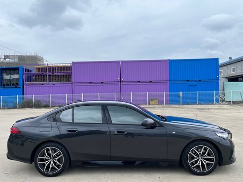 BMW 5-Series 520i M Sport — пробег 14 000 км — фото 3 из 5
