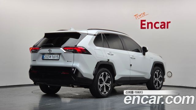 Toyota RAV4 2.5 4WD PHEV XSE — пробег 65 828 км — фото 2 из 5