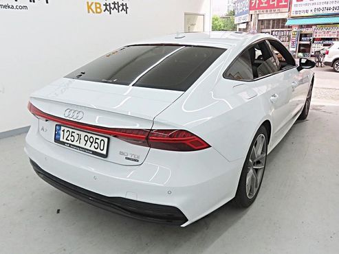 Audi A7 50 TDI Quattrp Premium — пробег 69 902 км — фото 3 из 5
